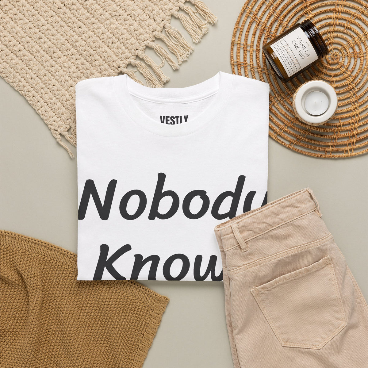 Lesbian Pride Graphic Tee — “Nobody Knows I’m a Lesbian” Statement Shirt